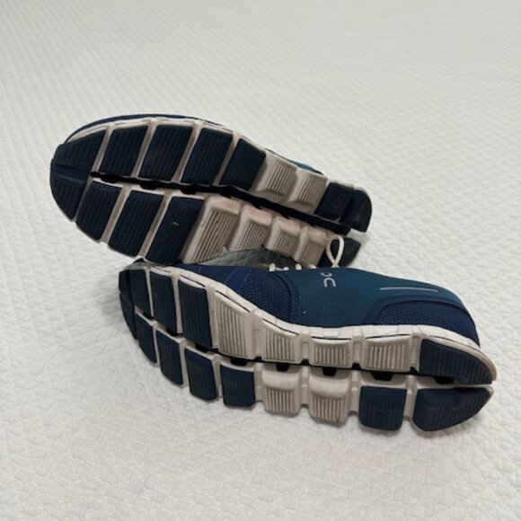 ON Cloud 5 Women's Denim/White Size 8.5 Sneaker - Picture 4 of 5